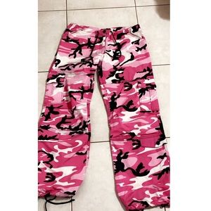 Pink camo pants check out the original post !